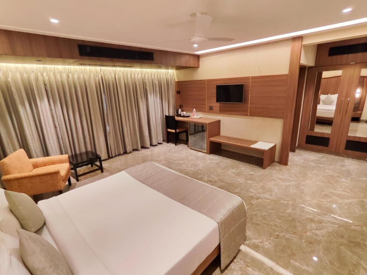 Hotel Archana Residency Mumbai Exterior photo