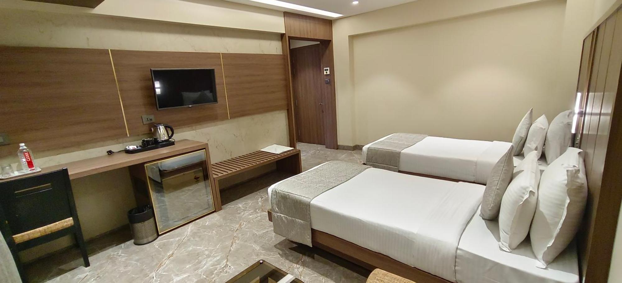 Hotel Archana Residency Mumbai Exterior photo