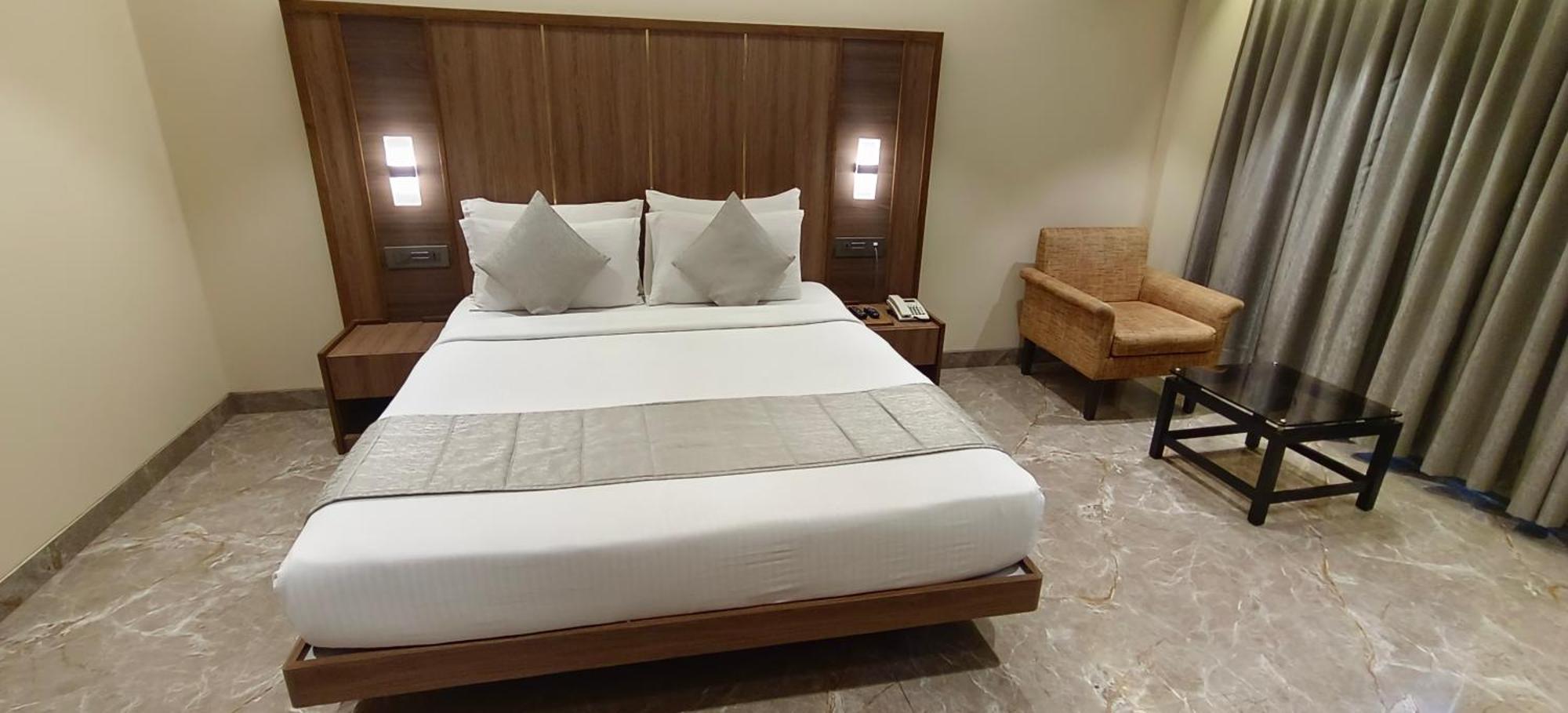 Hotel Archana Residency Mumbai Exterior photo